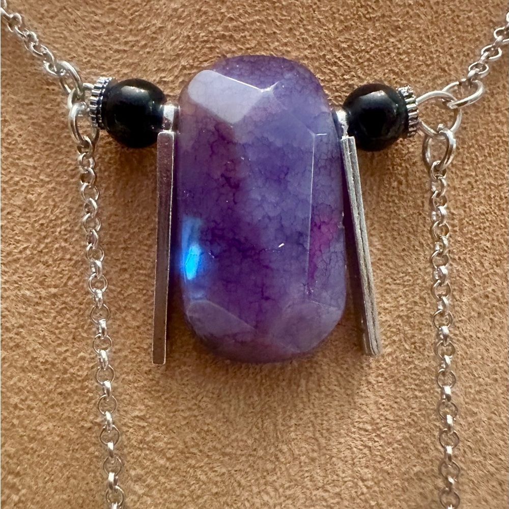 Kate Spade purple acrylic swirl earrings and faux Amethyst pendant necklace - Picture 3 of 12